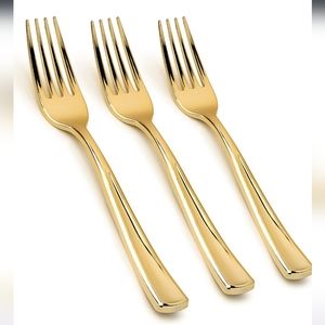 100-Pack Disposable Plastic Forks